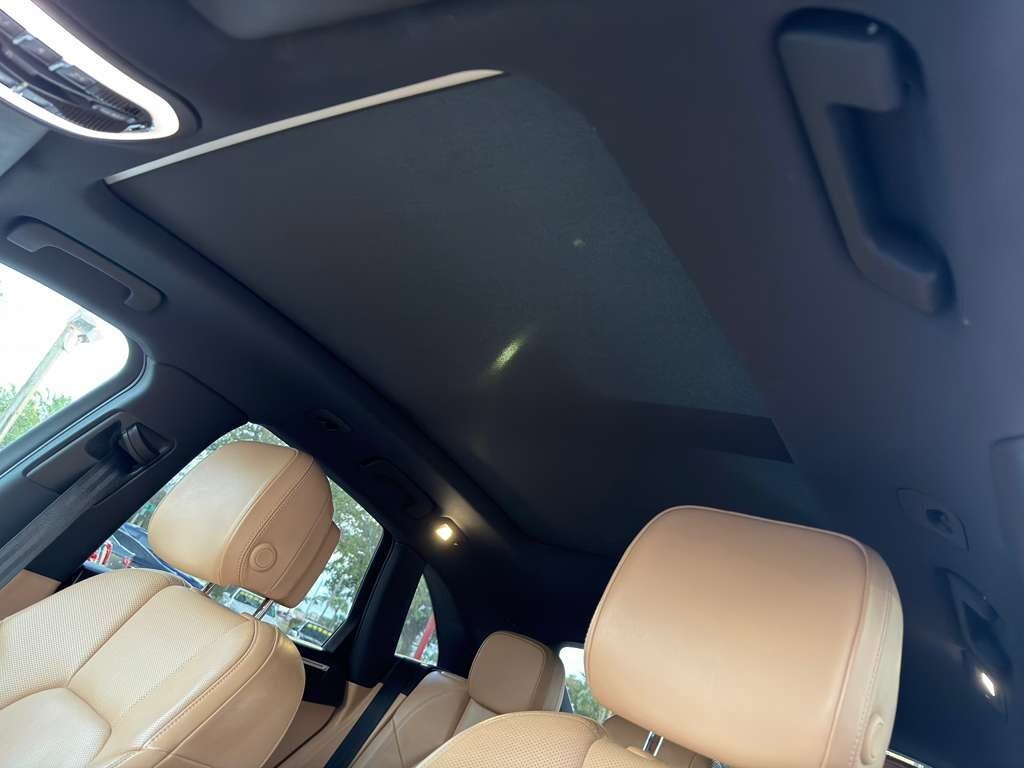 Used 2018 Porsche Macan image 12