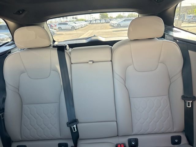 New 2026 Volvo XC60 B5 Plus w/ Protection Package Premier image 20
