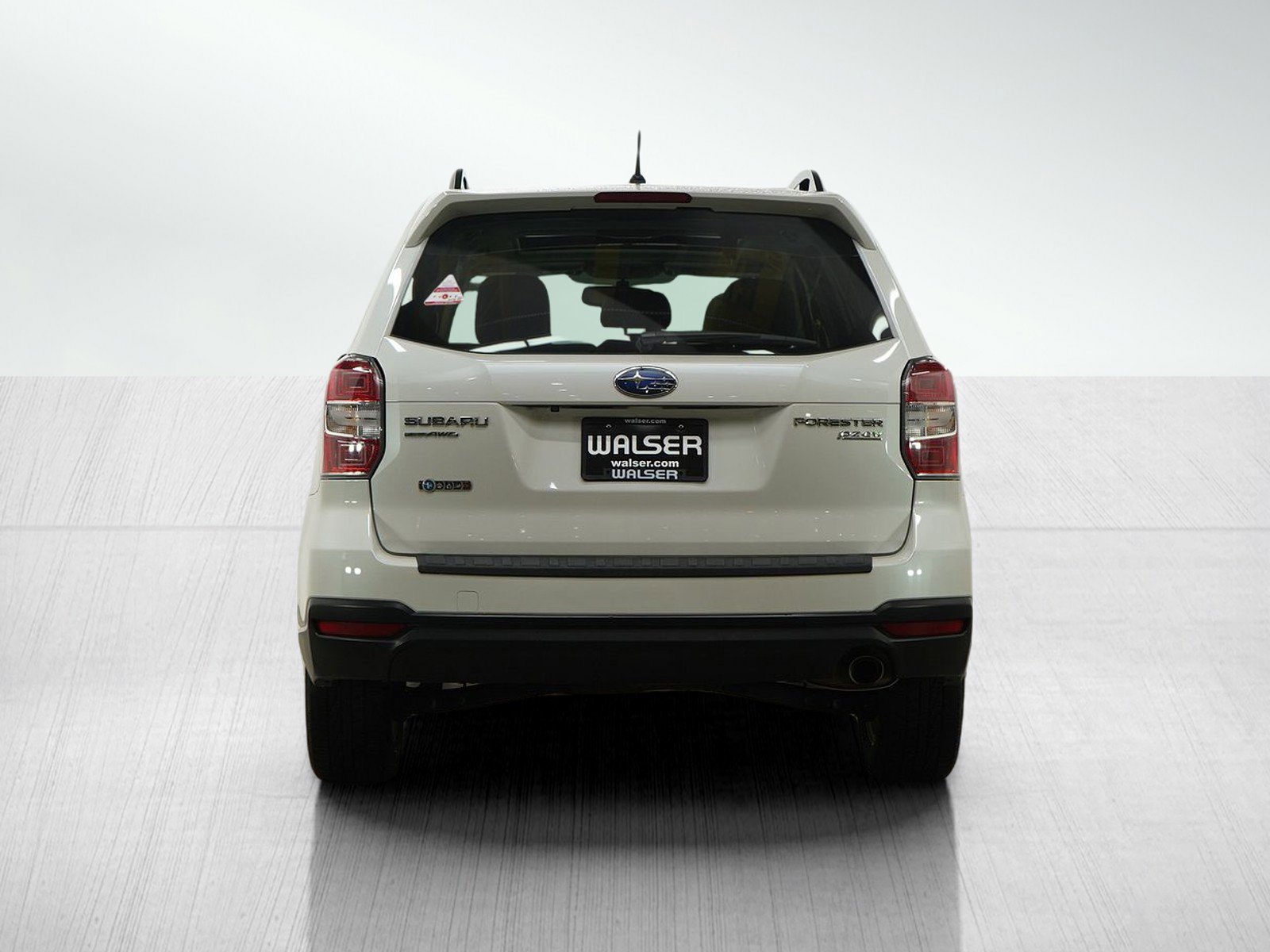 Used 2015 Subaru Forester 2.5i Limited w/ Popular Package #2 image 4