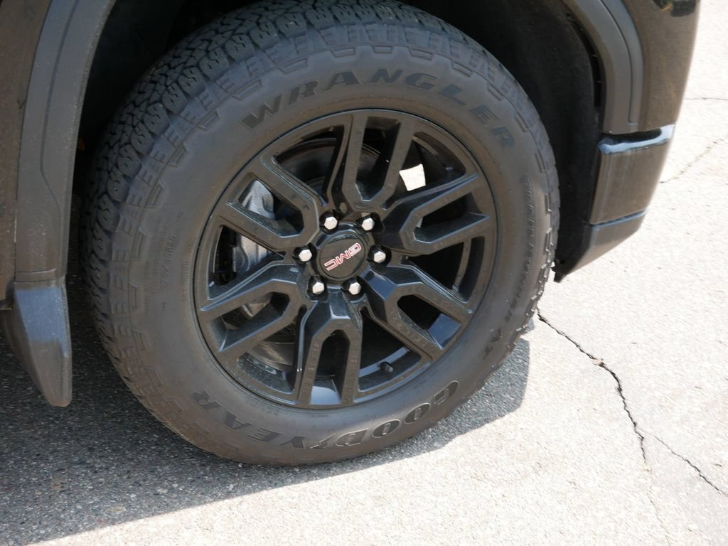 Used 2024 GMC Sierra 1500 Elevation AWD/4WD image 13
