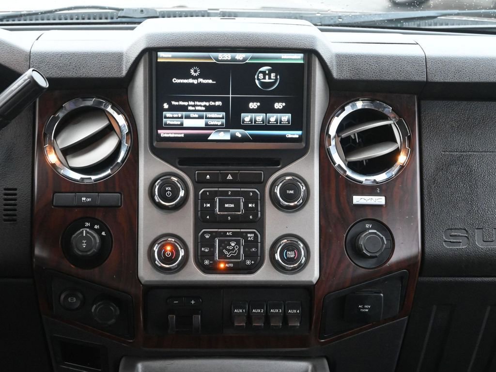 Used 2015 Ford F350 Lariat w/ Lariat Interior Package image 26