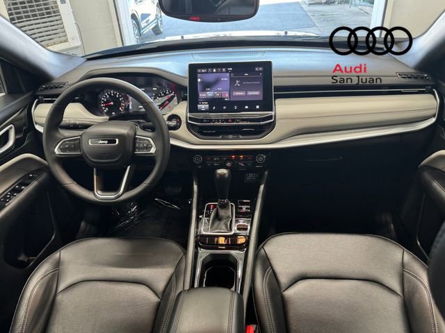 Used 2025 Jeep Compass Limited image 3