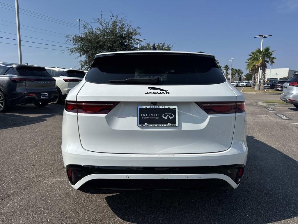 Used 2024 Jaguar F-PACE R-Dynamic S image 6