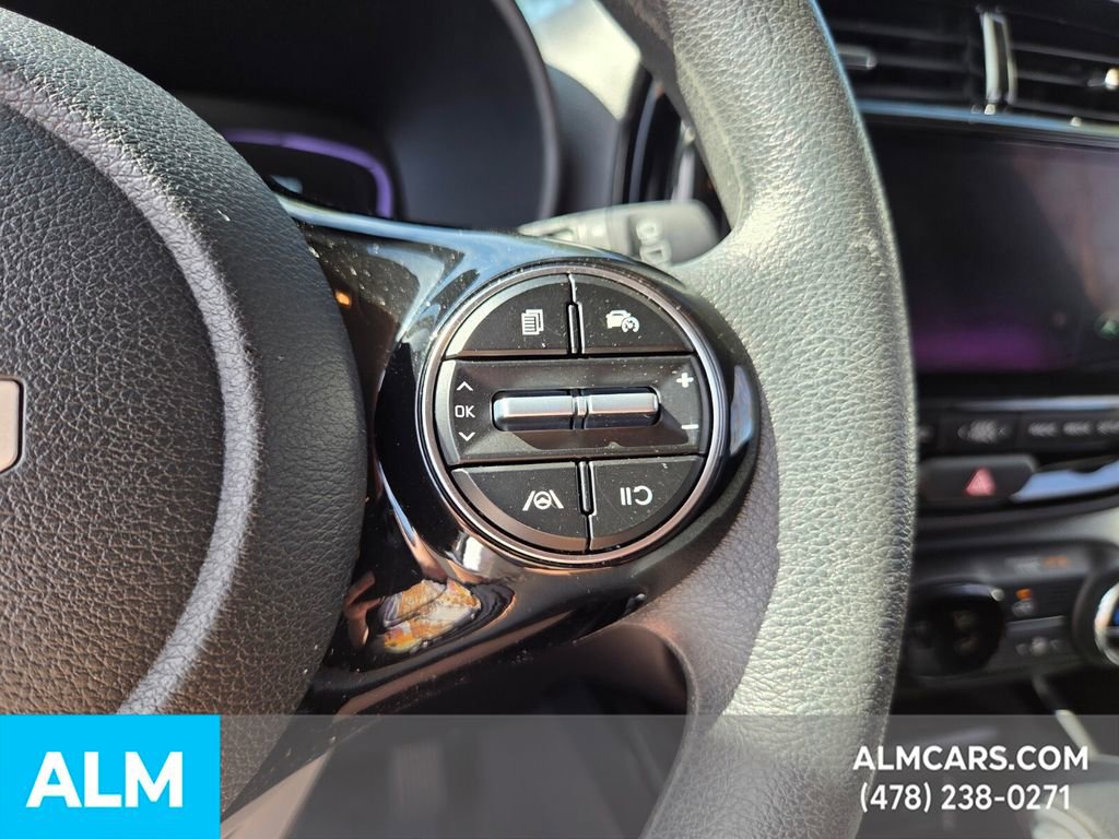 Used 2025 Kia Soul S image 25