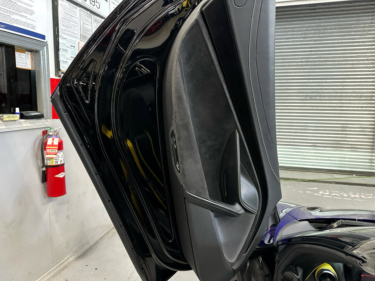 Used 2023 McLaren 720S Performance image 20