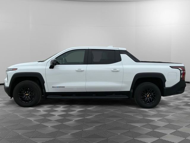 New 2025 Chevrolet Silverado EV LT image 6