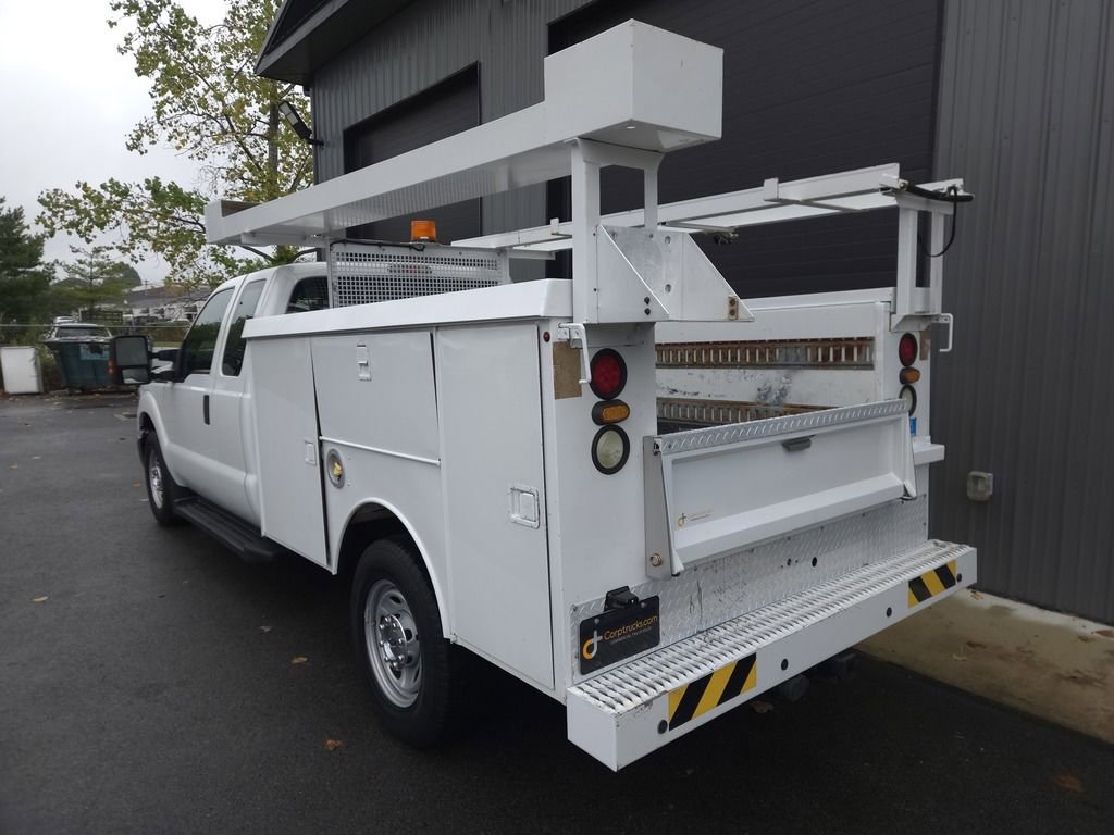 Used 2015 Ford F250 XL w/ Power Equipment Group image 3