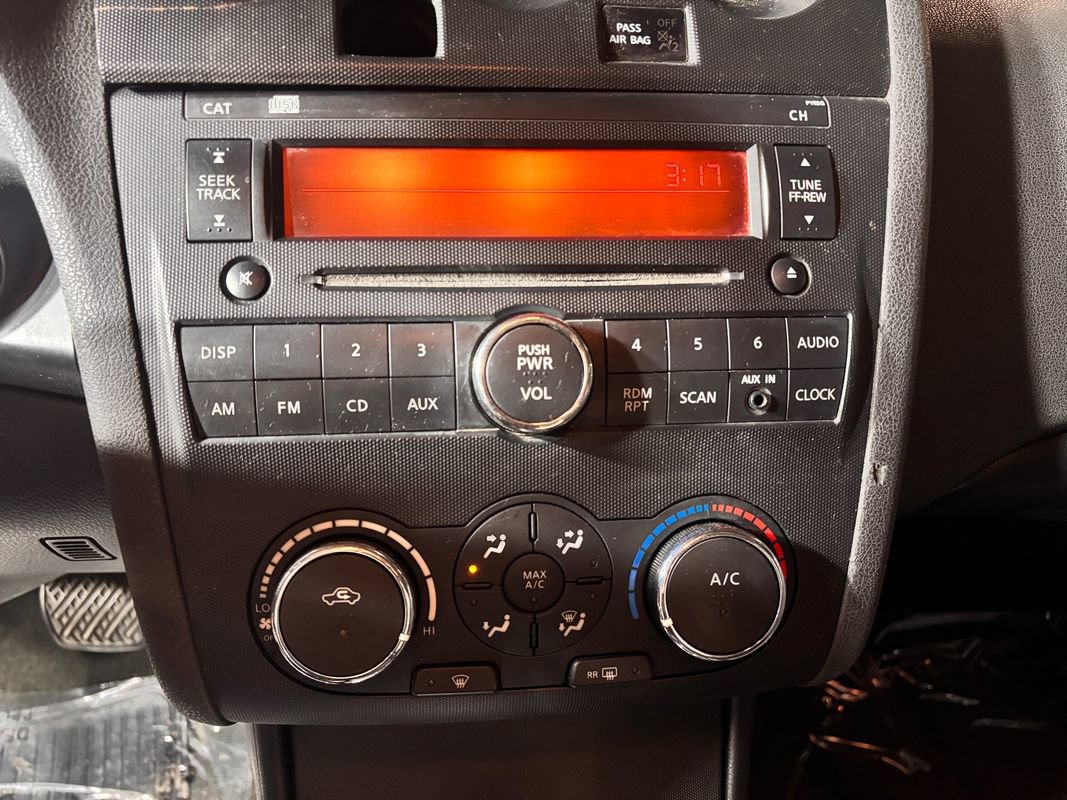Used 2011 Nissan Altima 2.5 S FWD image 16