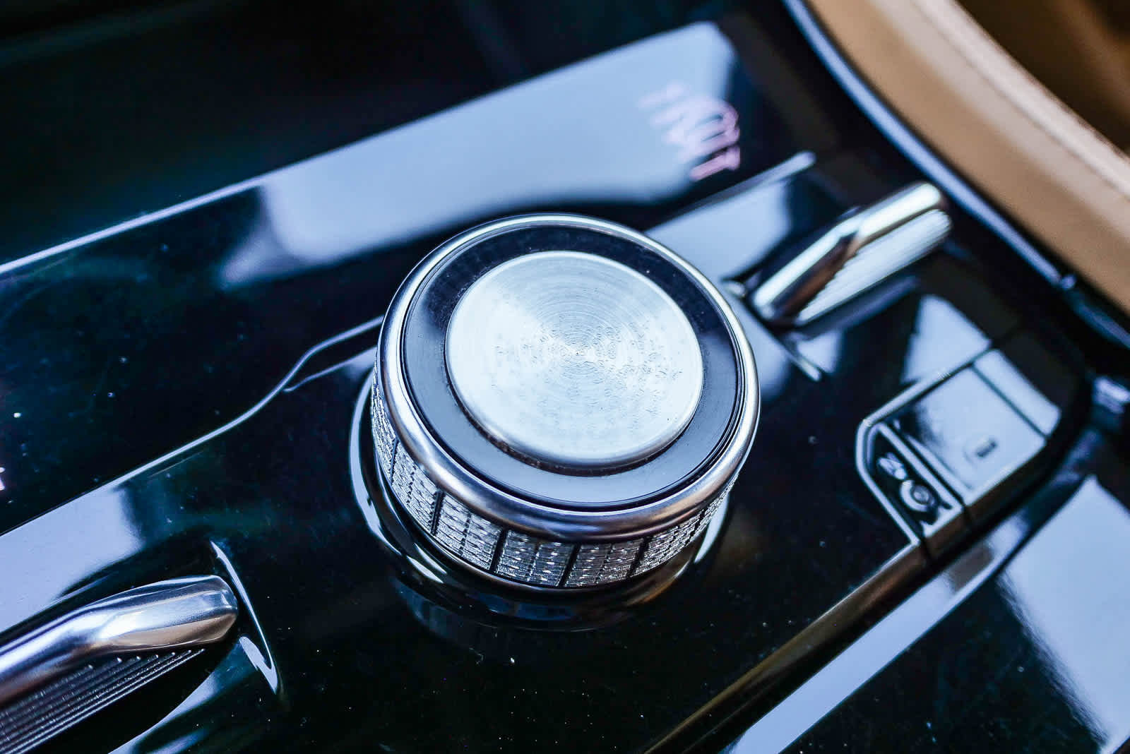 Used 2021 Jeep Grand Cherokee L Summit image 19