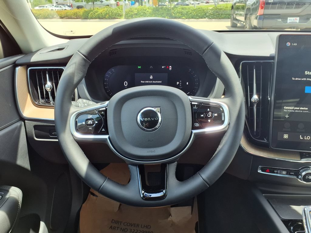New 2026 Volvo XC60 B5 Core AWD/4WD image 20