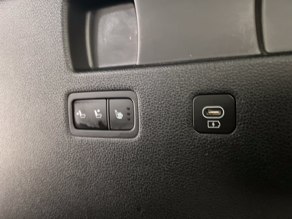 Used 2024 Hyundai Palisade Limited AWD/4WD image 46