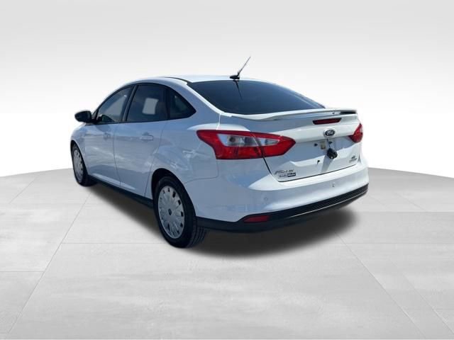 Used 2013 Ford Focus SE w/ Super Fuel Economy (SFE) Pkg image 5