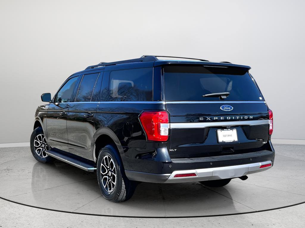 Used 2023 Ford Expedition Max XLT image 9
