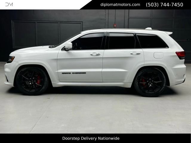 Used 2020 Jeep Grand Cherokee SRT AWD/4WD image 4
