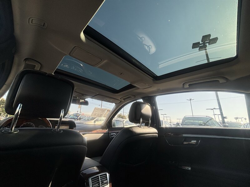 Used 2012 Mercedes-Benz S 550 image 36