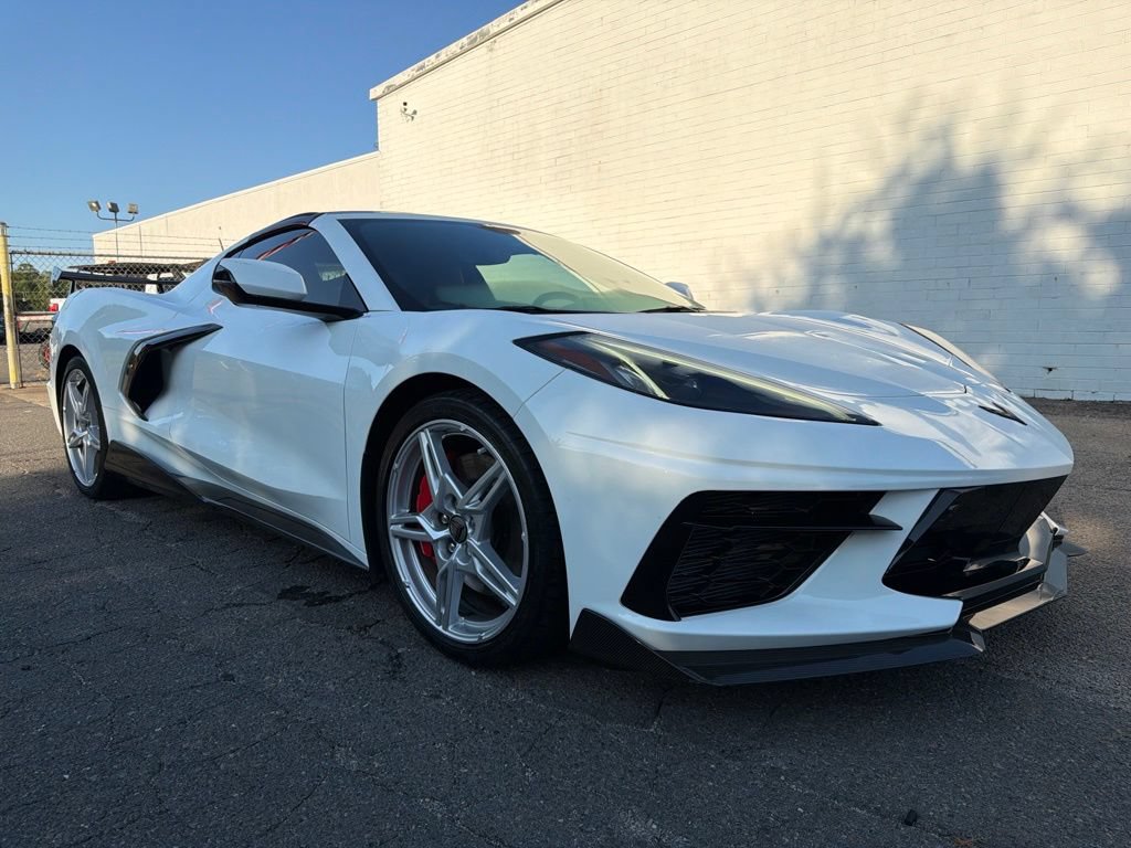 Used 2020 Chevrolet Corvette w/ Z51 Performance Package w/ 3LT Preferred Equipment Group RWD image 8