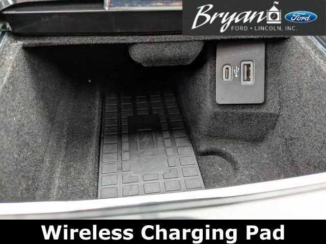 Used 2022 Lincoln Nautilus Reserve w/ Equipment Group 202A image 43