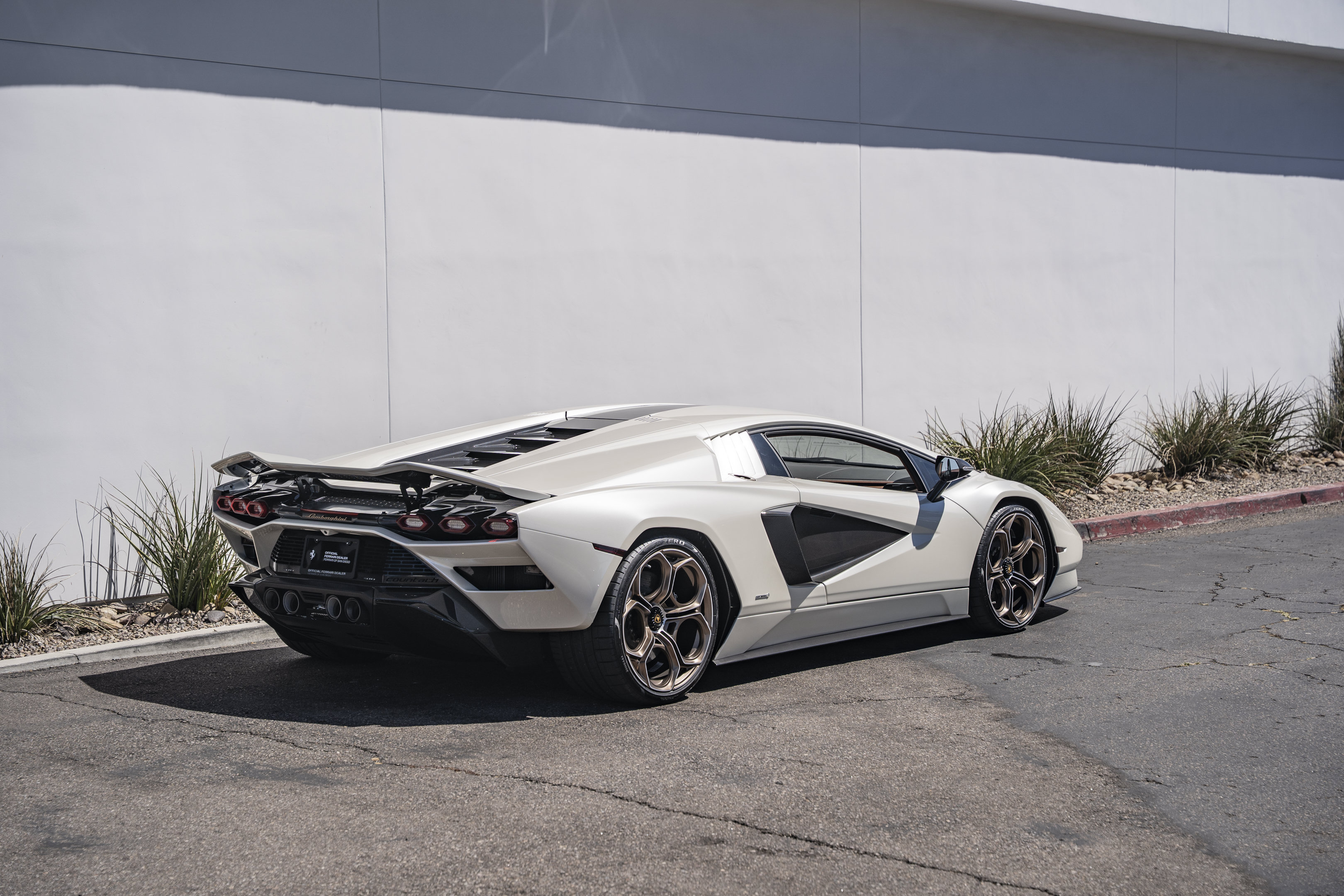 Used 2022 Lamborghini Aventador Countach AWD/4WD image 19
