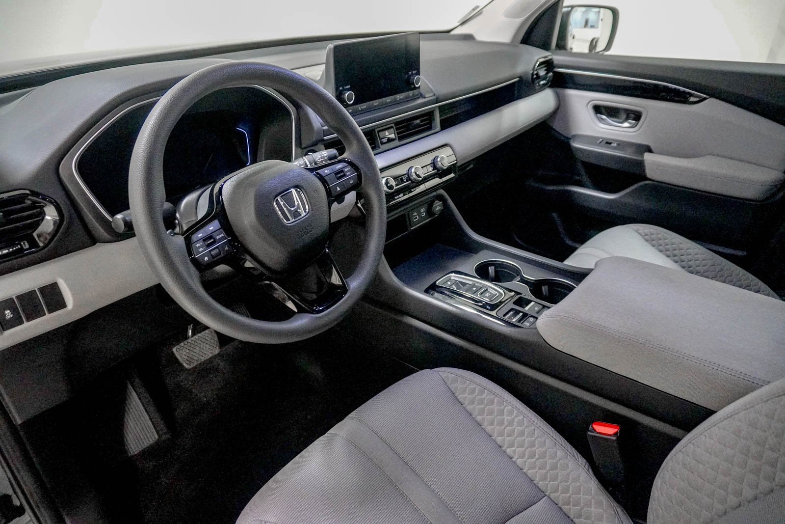 Used 2023 Honda Pilot LX image 21