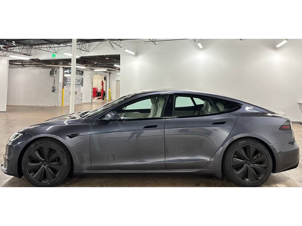 Used 2022 Tesla Model S Standard Range AWD/4WD image 9