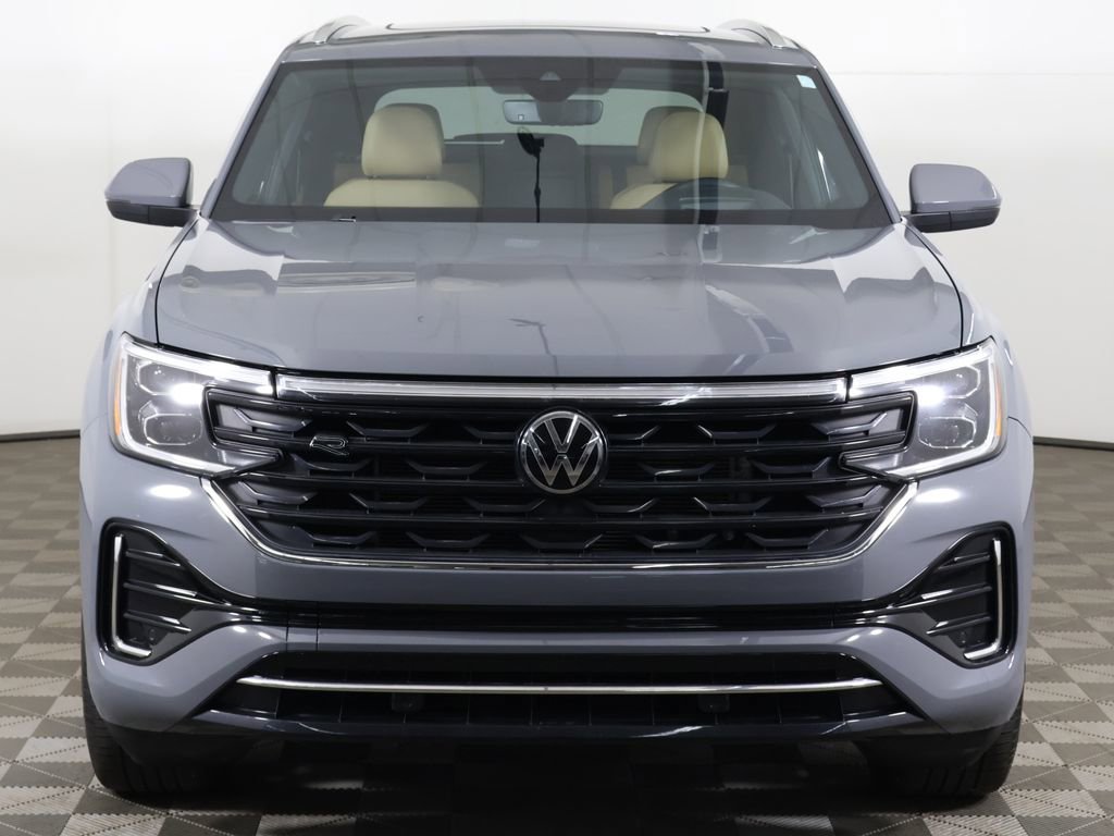 Used 2024 Volkswagen Atlas Cross Sport SEL R-Line AWD/4WD image 15
