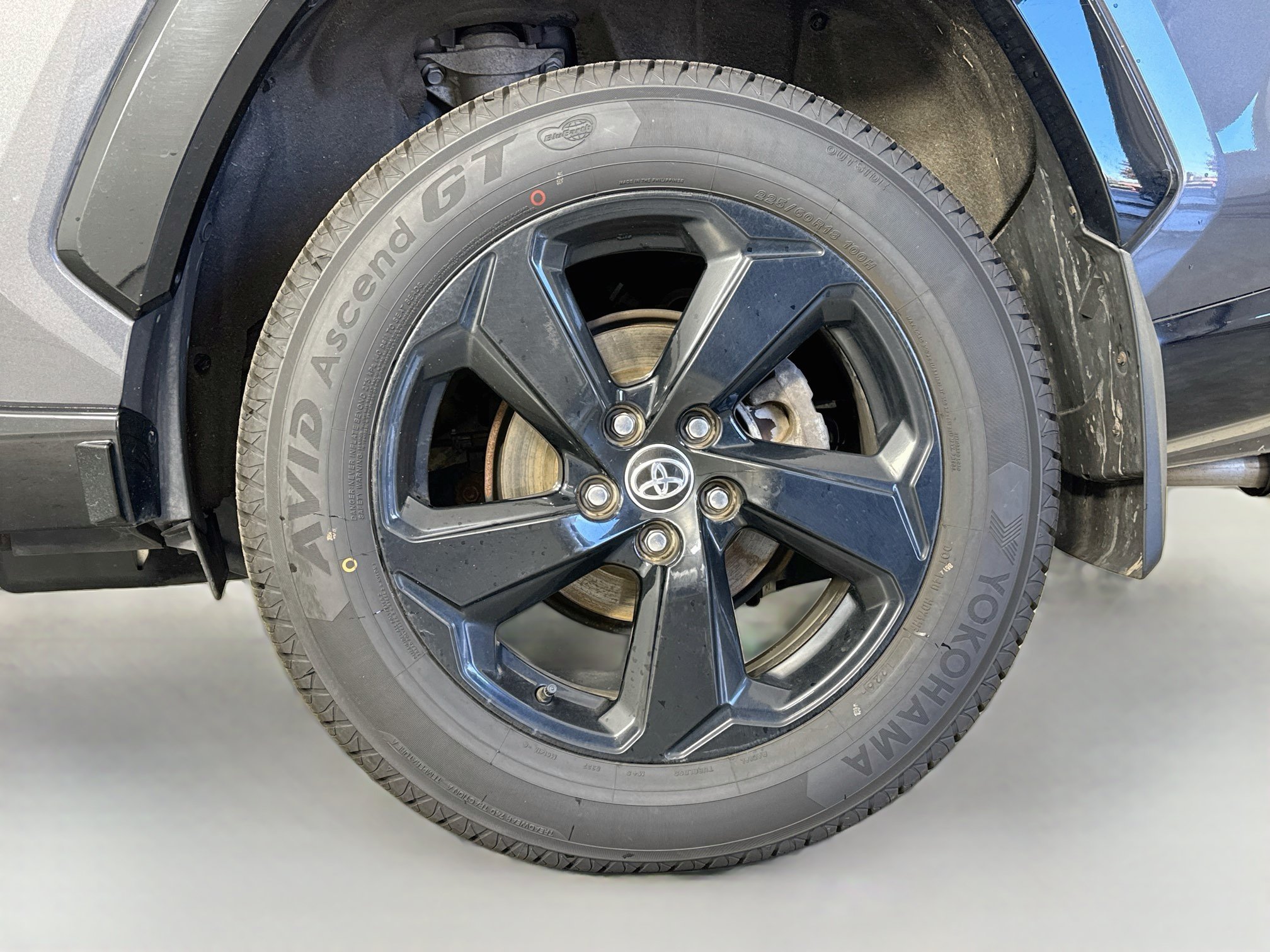 Certified 2021 Toyota RAV4 XSE AWD/4WD image 33