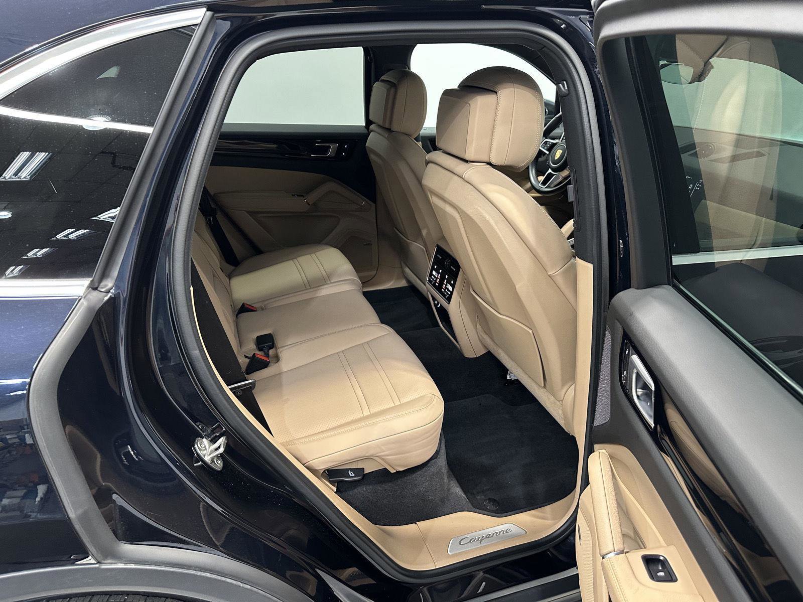 Certified 2022 Porsche Cayenne image 37