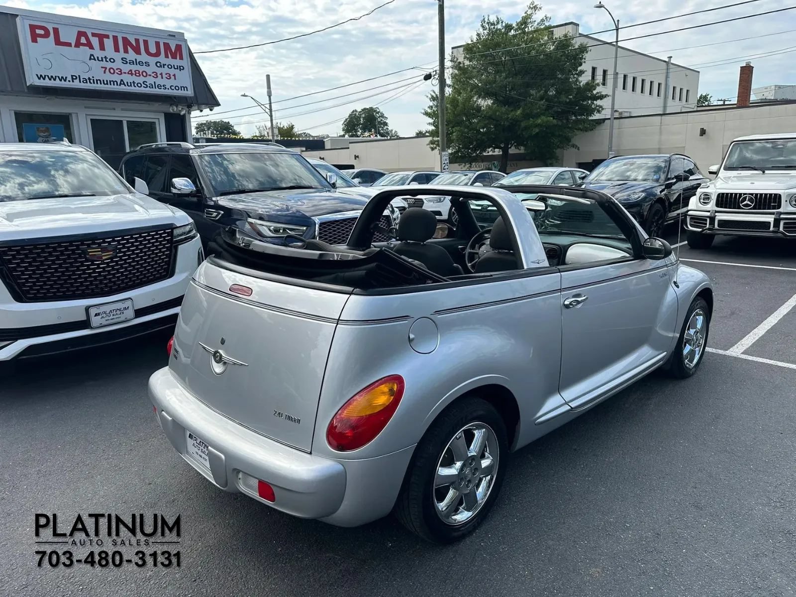 Used 2005 Chrysler PT Cruiser Touring FWD image 5