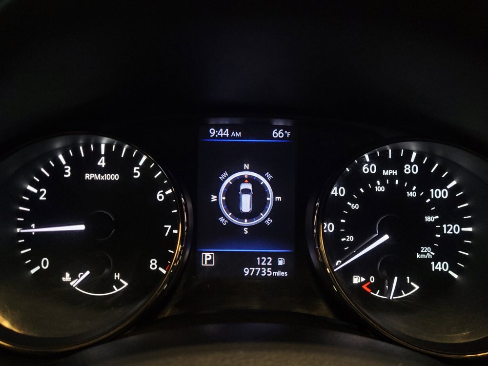 Used 2018 Nissan Rogue SL FWD image 23