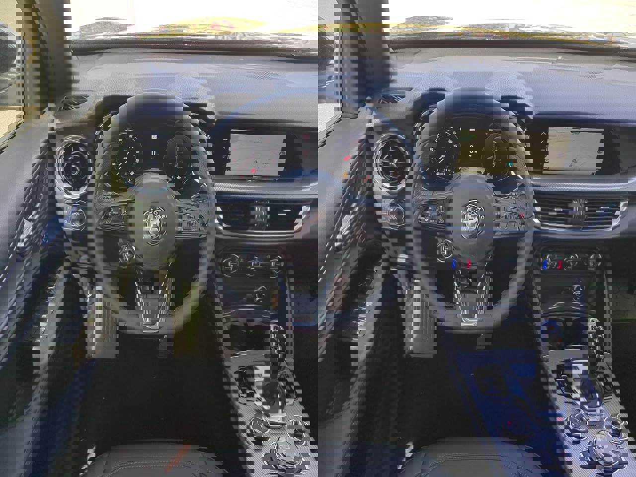 New 2025 Alfa Romeo Stelvio Sprint w/ Convenience Package image 15
