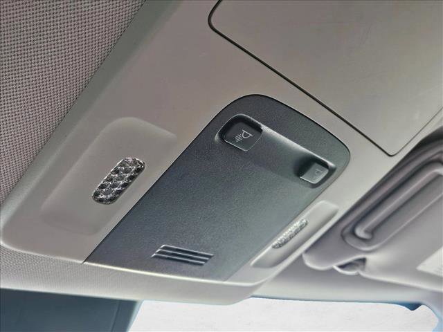 Used 2018 Toyota Camry LE image 13