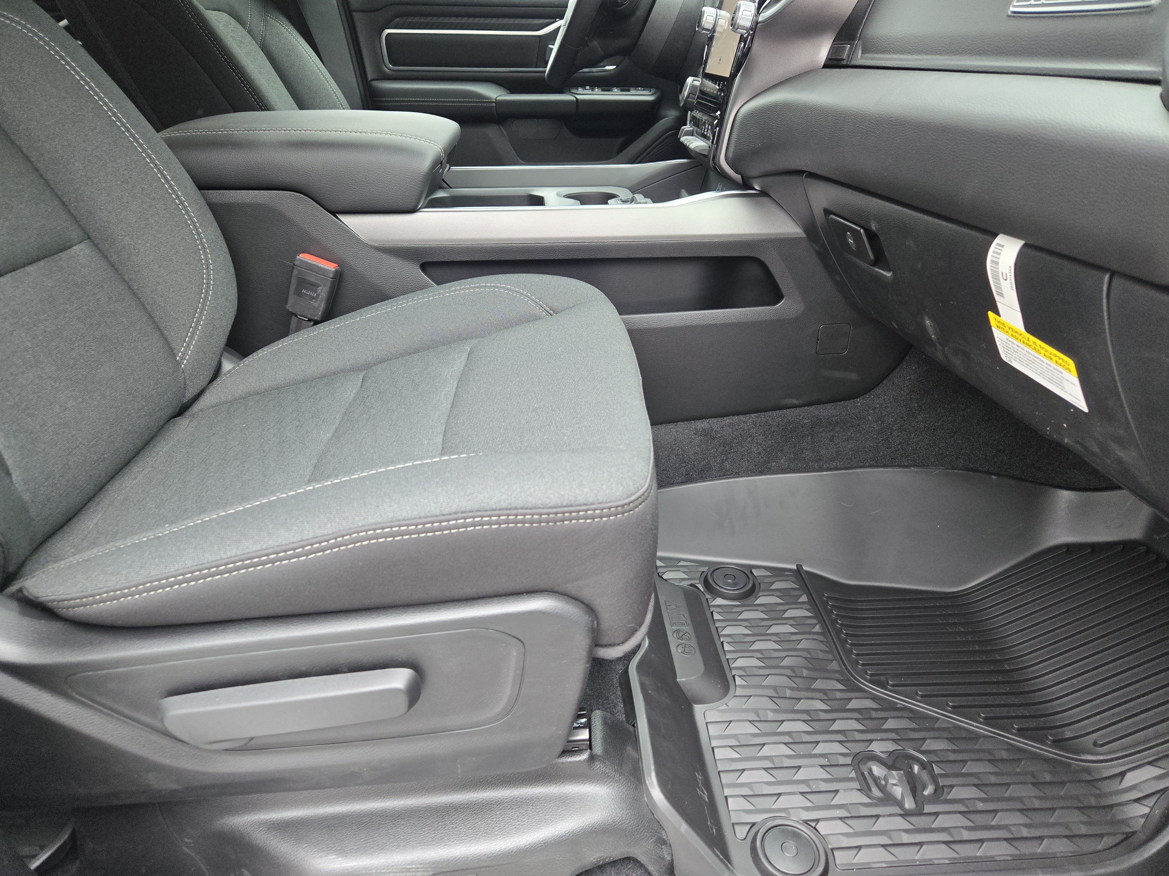 New 2026 RAM 1500 Big Horn AWD/4WD image 12