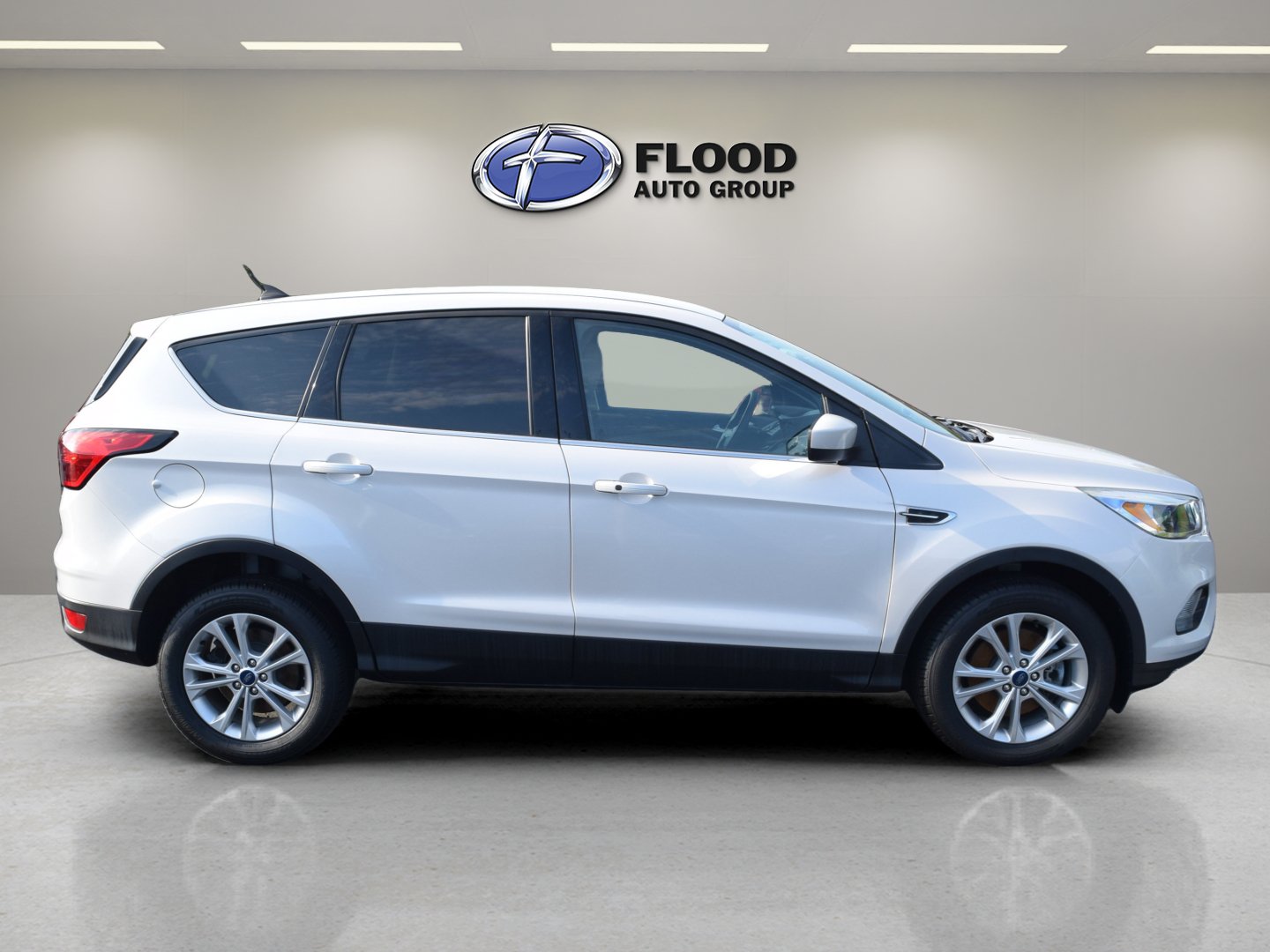 Used 2019 Ford Escape SE AWD/4WD image 3