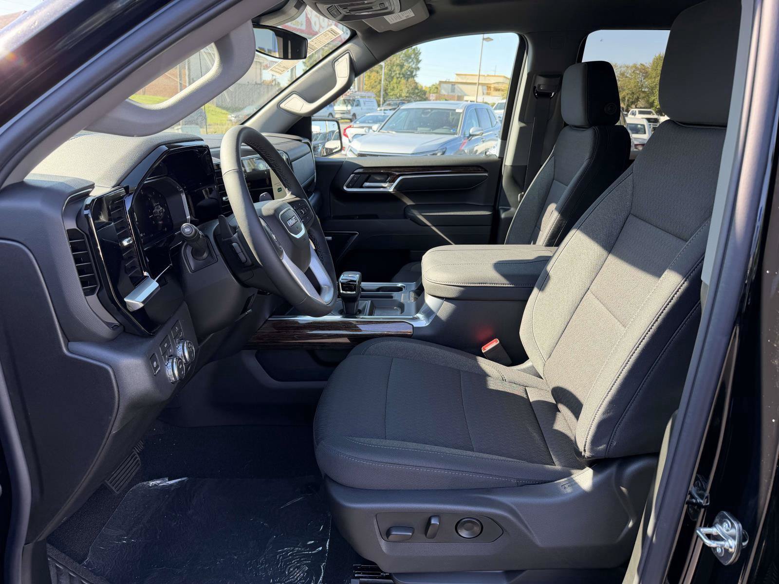 New 2026 GMC Sierra 1500 Elevation w/ Preferred Package AWD/4WD image 8