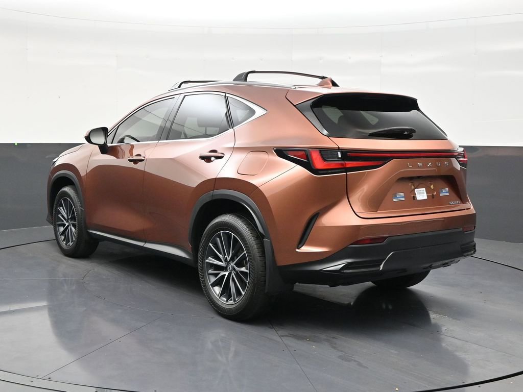 Used 2025 Lexus NX 250 FWD w/ Accessory Package (A2) image 3