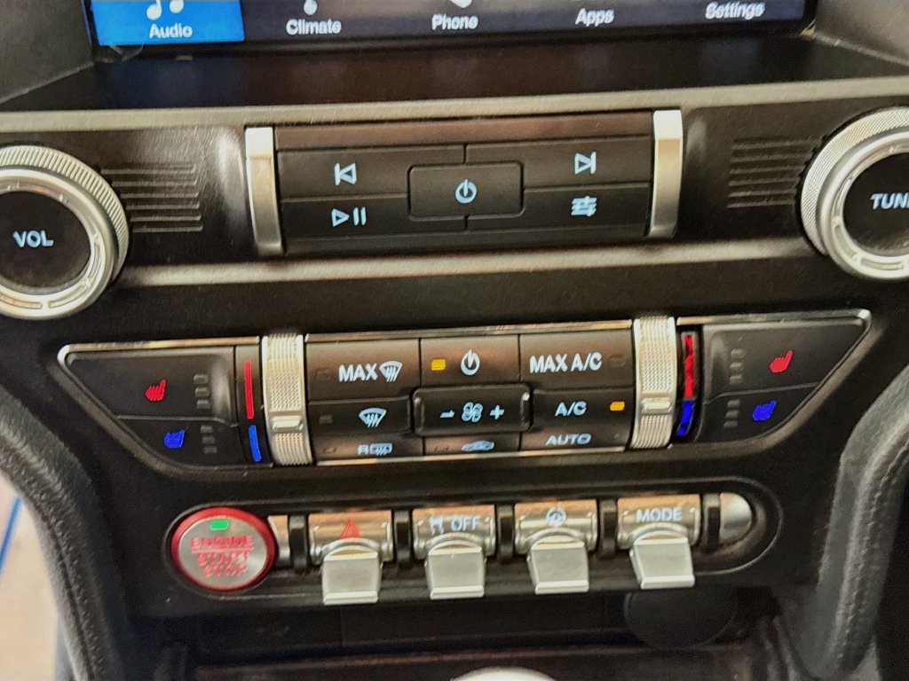 Used 2019 Ford Mustang Premium RWD image 18