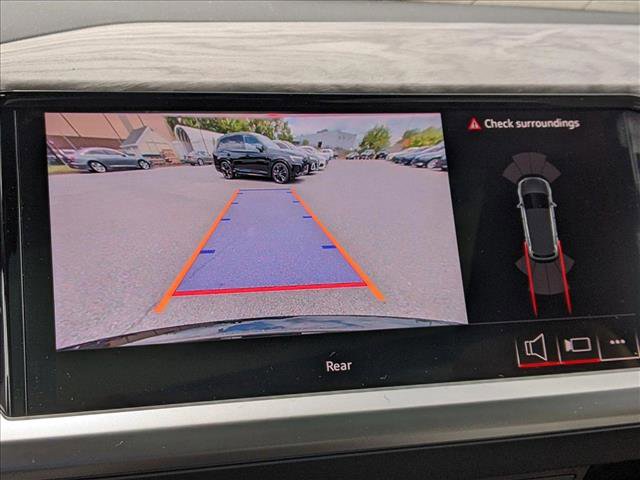 New 2025 Audi Q4 e-tron Prestige image 12