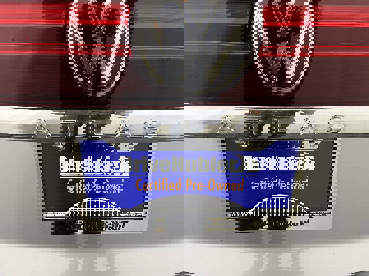 Used 2024 Volkswagen Atlas Cross Sport SE image 11