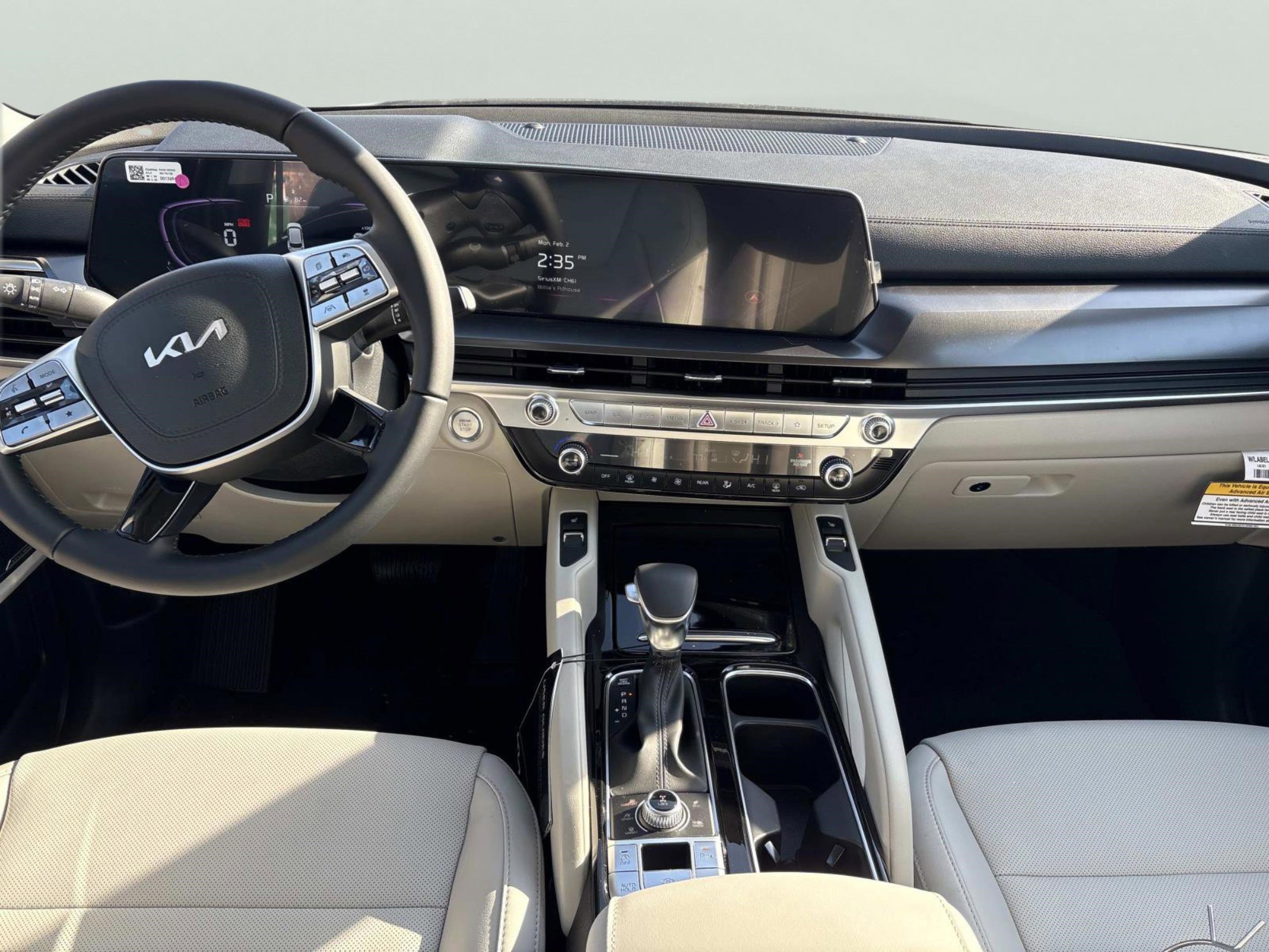 New 2025 Kia Telluride S image 12