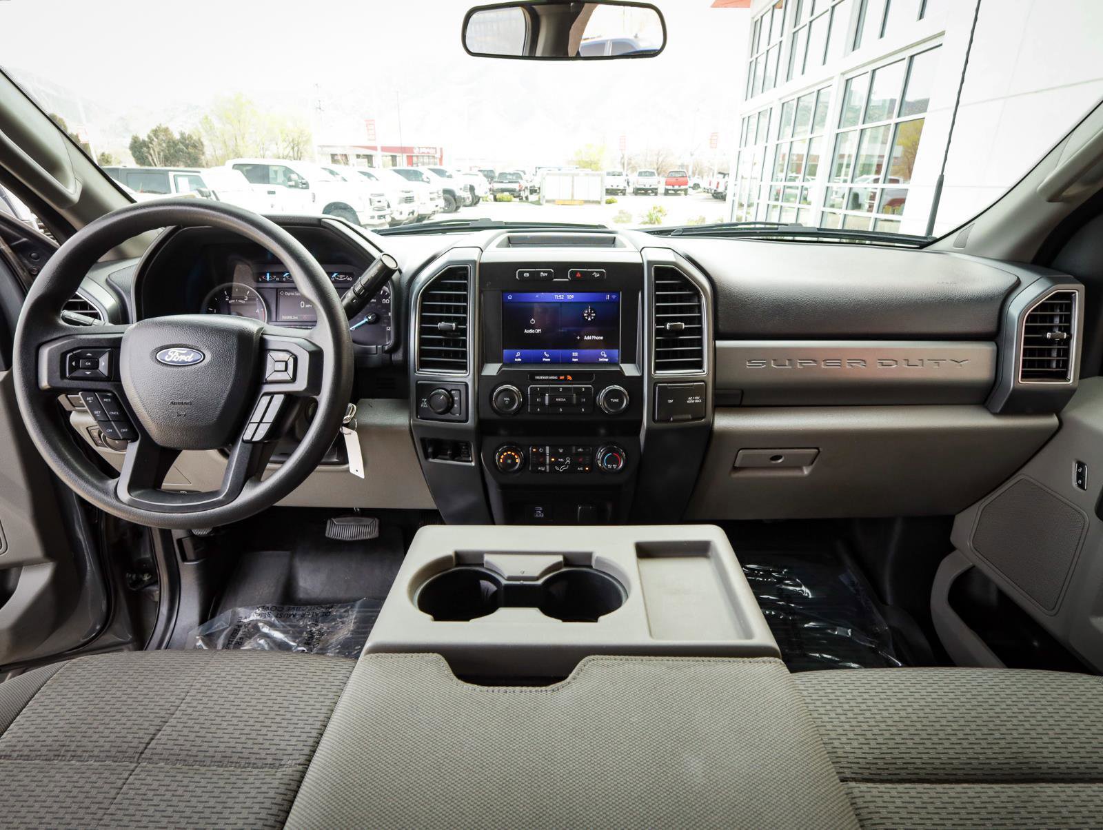 Used 2022 Ford F350 XLT w/ XLT Premium Package image 17