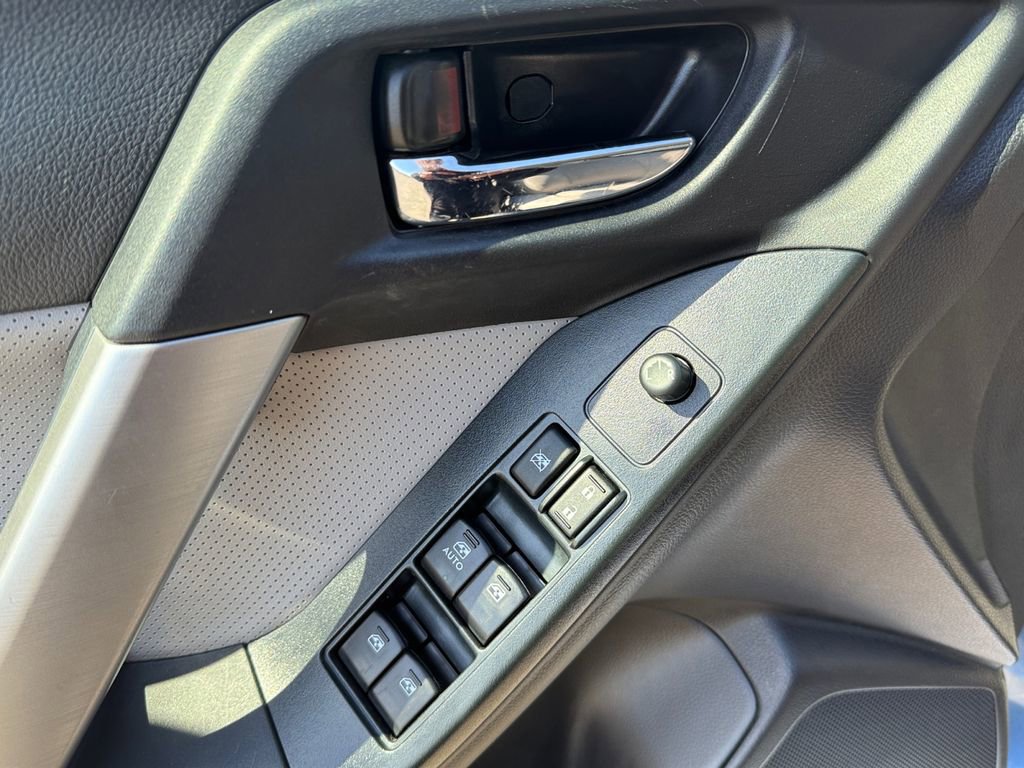 Used 2016 Subaru Forester 2.5i Limited w/ Popular Package #1 image 9