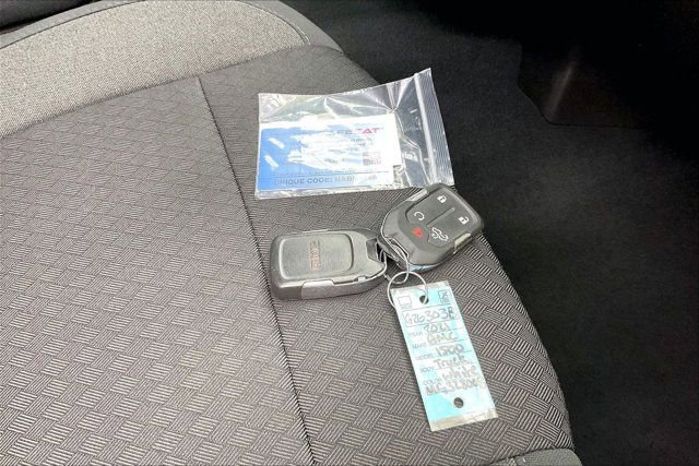 Used 2021 GMC Sierra 1500 Elevation image 11