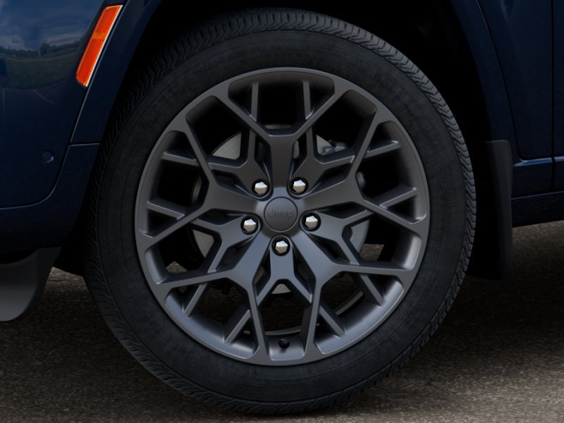 New 2026 Jeep Grand Cherokee Summit AWD/4WD image 8