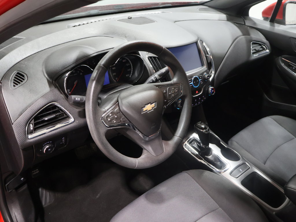 Used 2017 Chevrolet Cruze LT w/ Sun And Sound Package FWD image 17