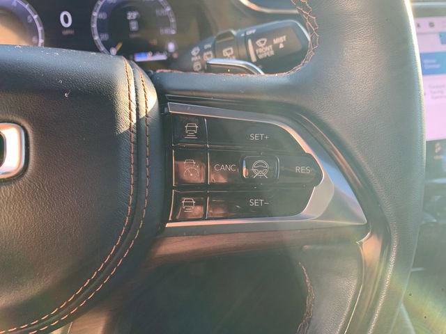 Used 2024 Jeep Grand Cherokee Summit image 32