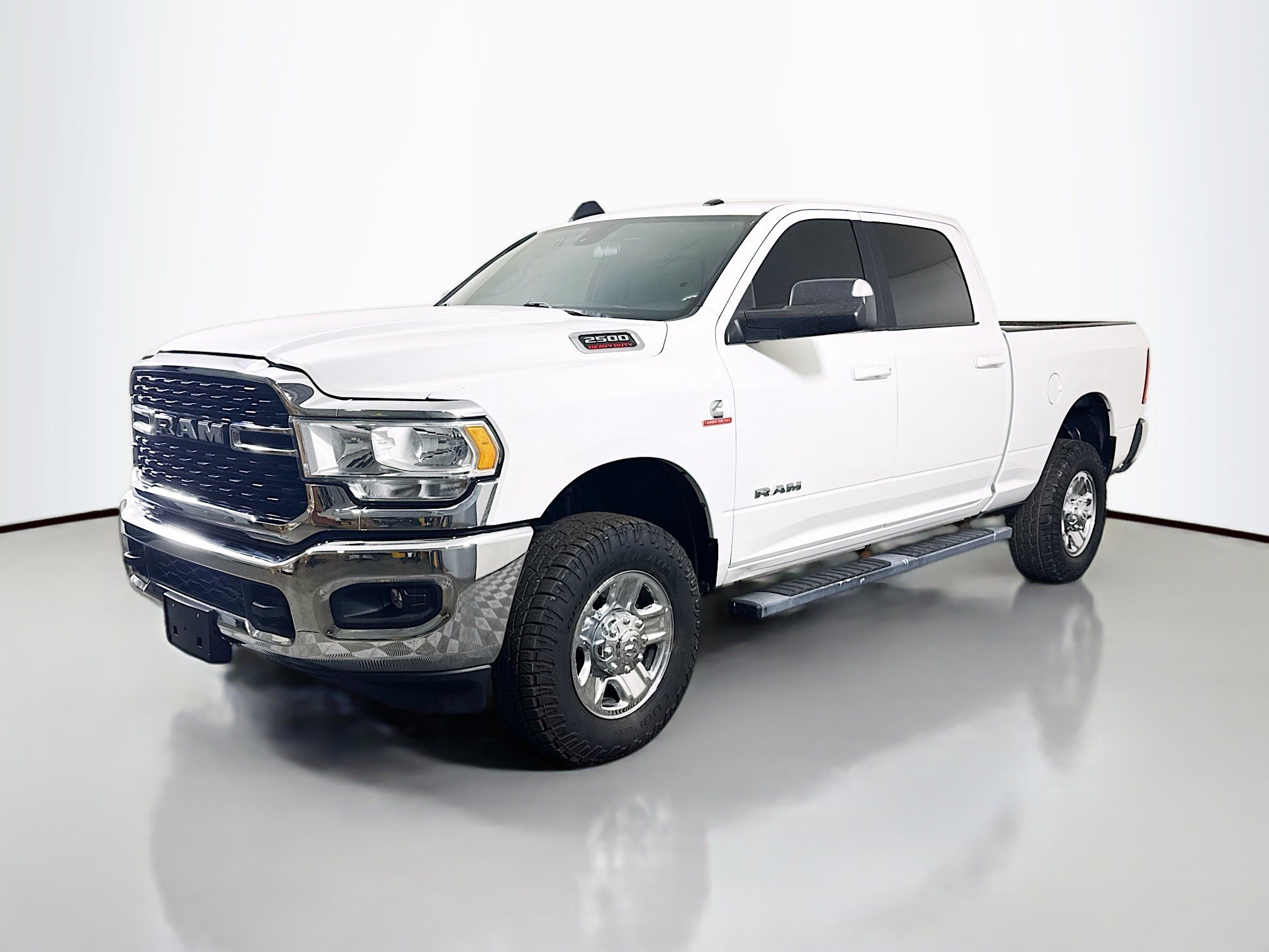 Used 2022 RAM 2500 Big Horn w/ Cold Weather Group image 4