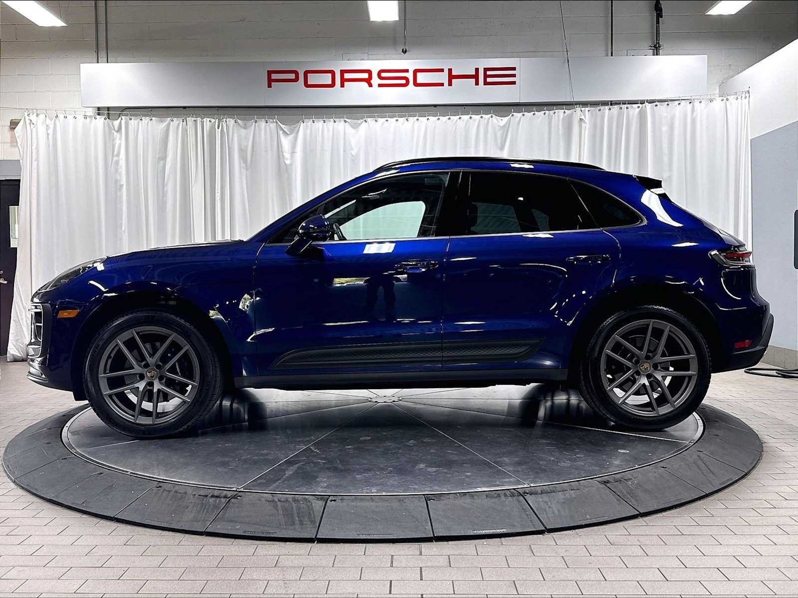 Used 2026 Porsche Macan AWD/4WD image 2