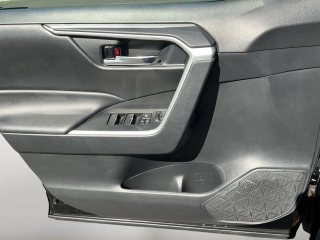 Certified 2024 Toyota RAV4 XLE AWD/4WD image 11