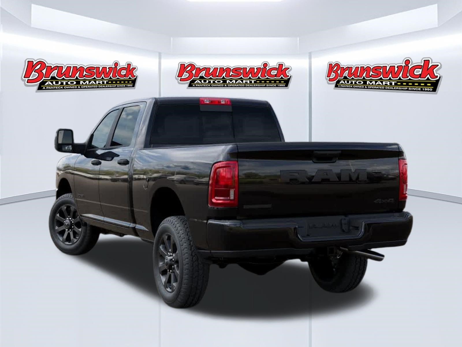 New 2026 RAM 2500 Big Horn AWD/4WD image 3