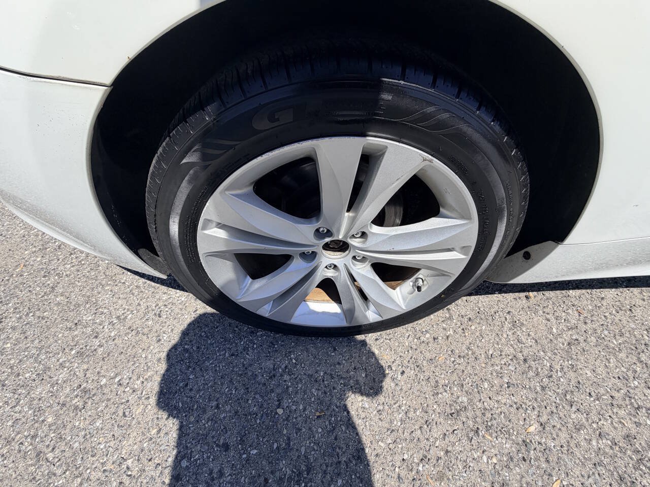 Used 2010 Hyundai Genesis 2.0T RWD image 48